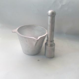 Bộ cối chày gang cối dày chày to.nặng 1.5k