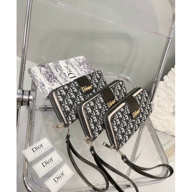 Ví cầm in hoạ tiết,tag đior fullbox