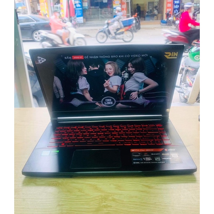 Laptop gaming MSI Gf63-9rcx Core i5-9300H Ram 8gb ssd 512gb cạc 1050 màn fui hd