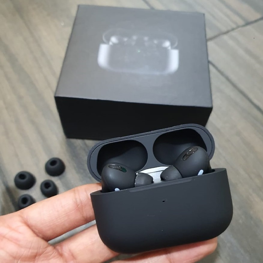 Tai nghe bluetooth Airpods Pro Black, Mầu đen nhám huyền bí, Có chống ồn, đỏi tên, Định vị, Sạc không dây.