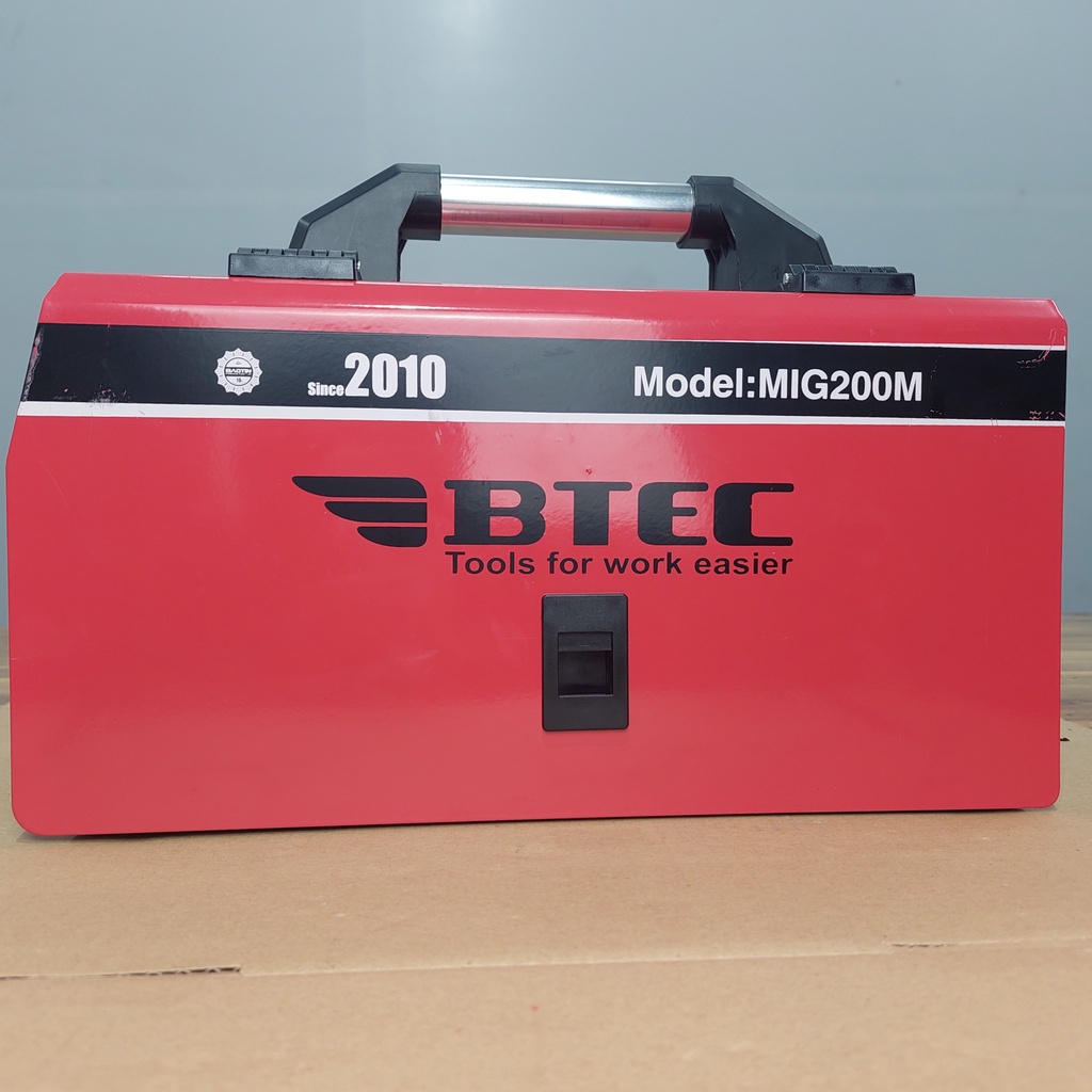 Máy Hàn MIG Không Dùng Khí BTEC MIG 200M