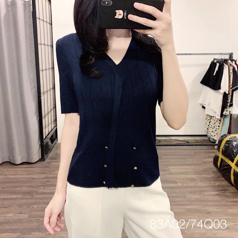 Áo len cổ V ngắn tay màu xanh navy freesize- 83A02