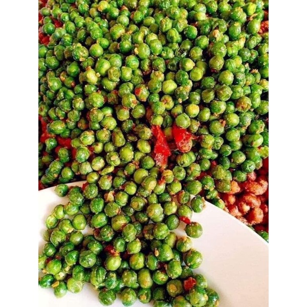 ĐẬU HÀ LAN SẤY TỎI ỚT GIÒN NGON, GÓI 500G