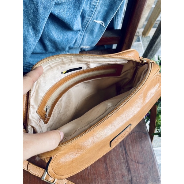 SALE- túi si da thật hiệu Dakota