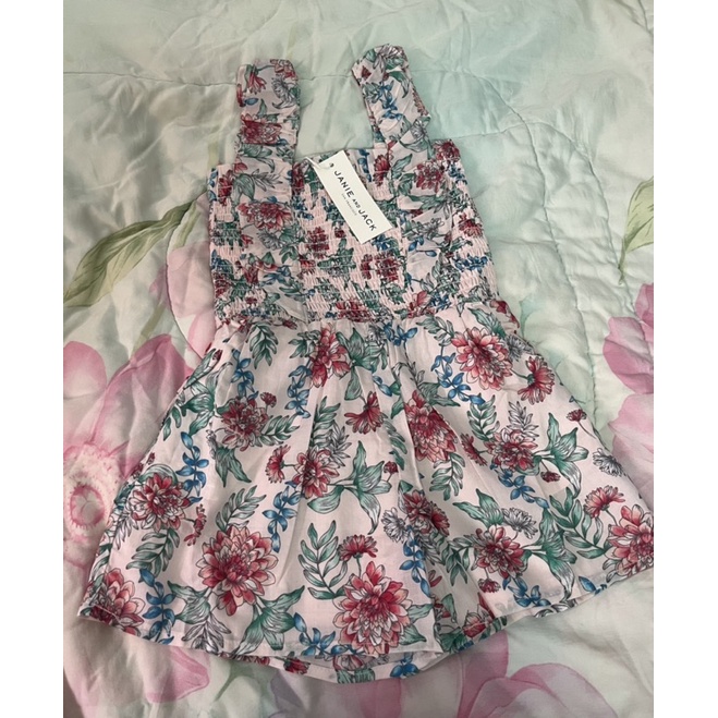 Jum hoa co bé gái Janie and Jack