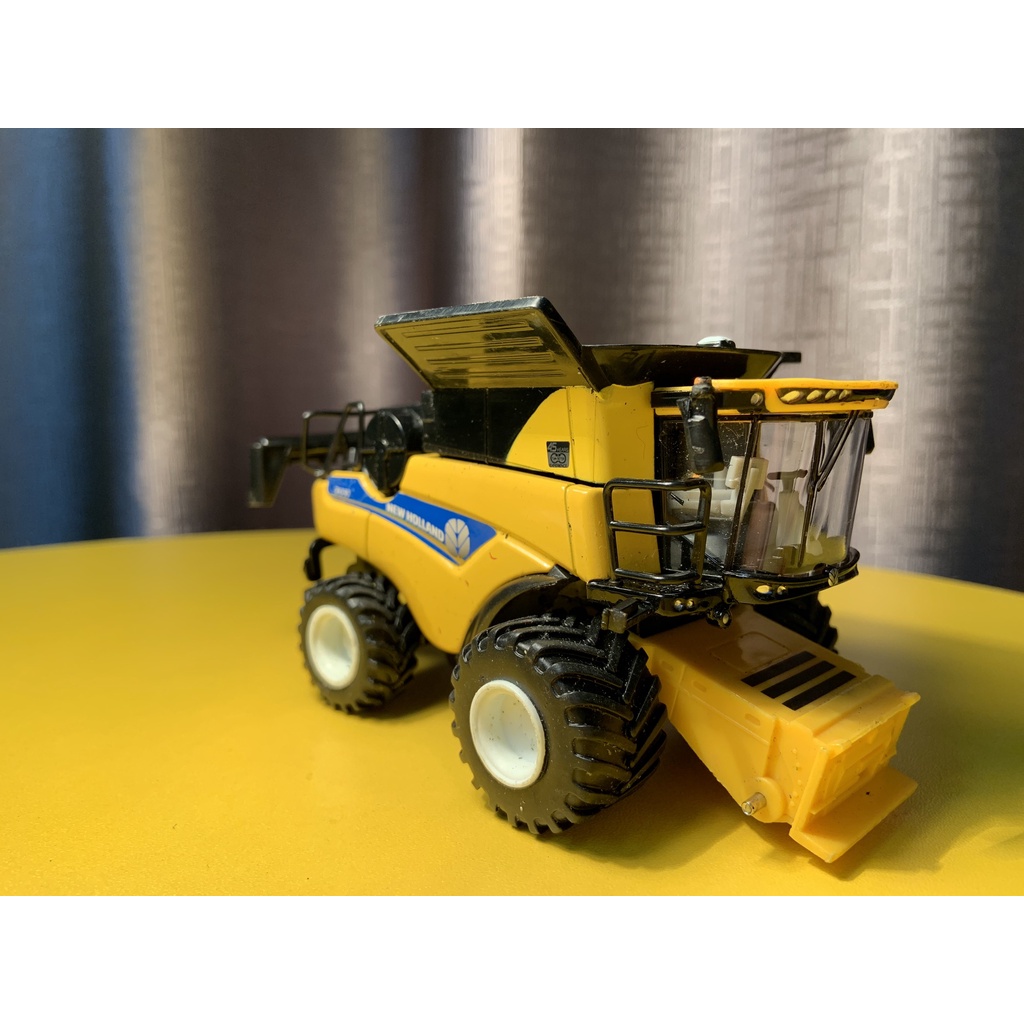 Mô hình máy gặt John Deere - Xe kim loại - Hàng sưu tầm - Tỉ lệ 1/32