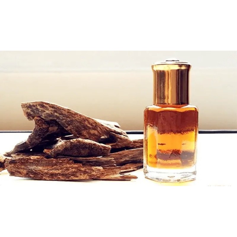 Tinh dầu Trầm Agarwood Essential Oil