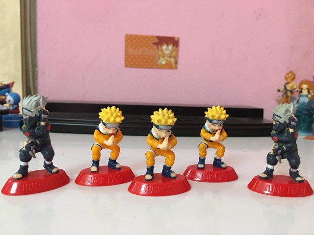 Mô hình mini figue đế đỏ cocacola 55k/ em
