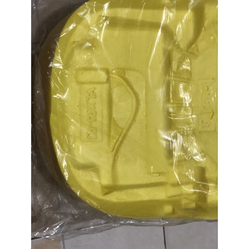 Mút  yên xe vespa ,LX