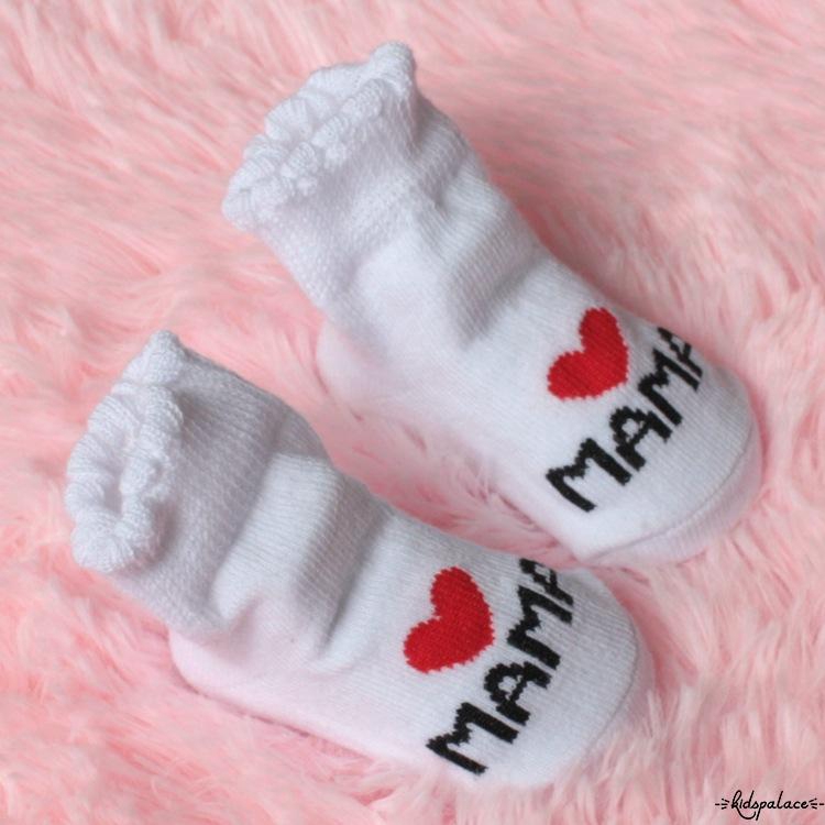 Vớ trắng in chữ I LOVE MAMA / PAPA cho bé từ 0 đến 6 tháng tuổi