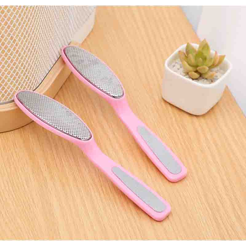 Dụng cụ chà gót chân tẩy tế bào chết hiệu quả