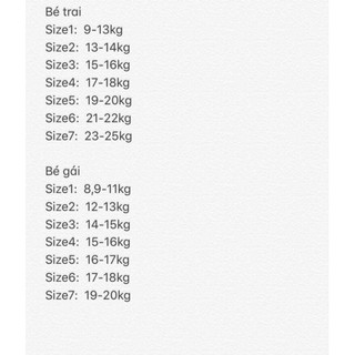 Áo dài gấm cách tân cho bé