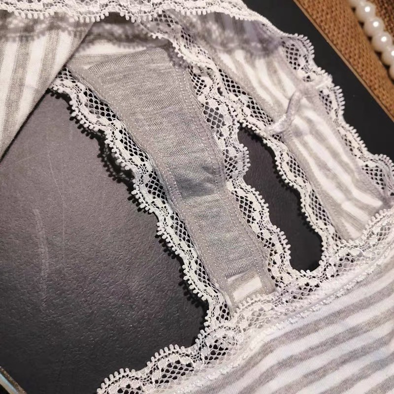 Ck023  - Quần lót lọt khe cotton mềm phối ren - Kellywang