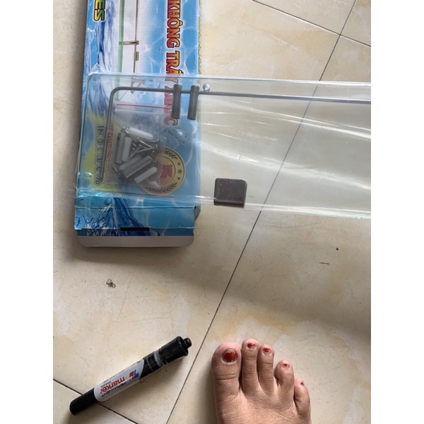 Kệ gương nhà tắm, kệ kính cao cấp không trầy xước.