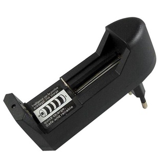 Sạc pin 1865 có đèn báo sạc
