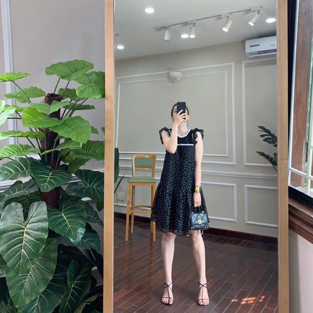 Váy sắt nách chấm bi đuôi cá