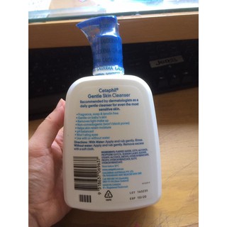 Sữa rửa mặt Cetaphil Gentle Skin Cleanser