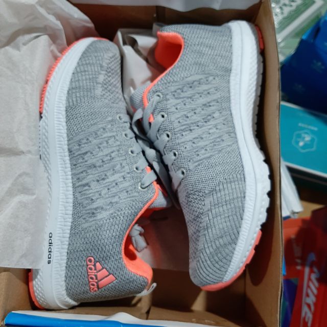 Giày adidas nữ