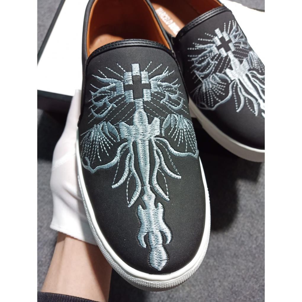 Giày Lười Nam Slip On Thêu Họa Tiết | BigBuy360 - bigbuy360.vn