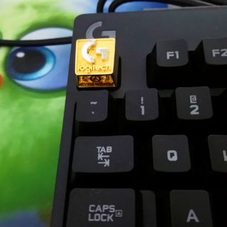 Keycap Logitech Romer-G mạ vàng. Thiết kế riêng cho chân Romer-G của Logitech.