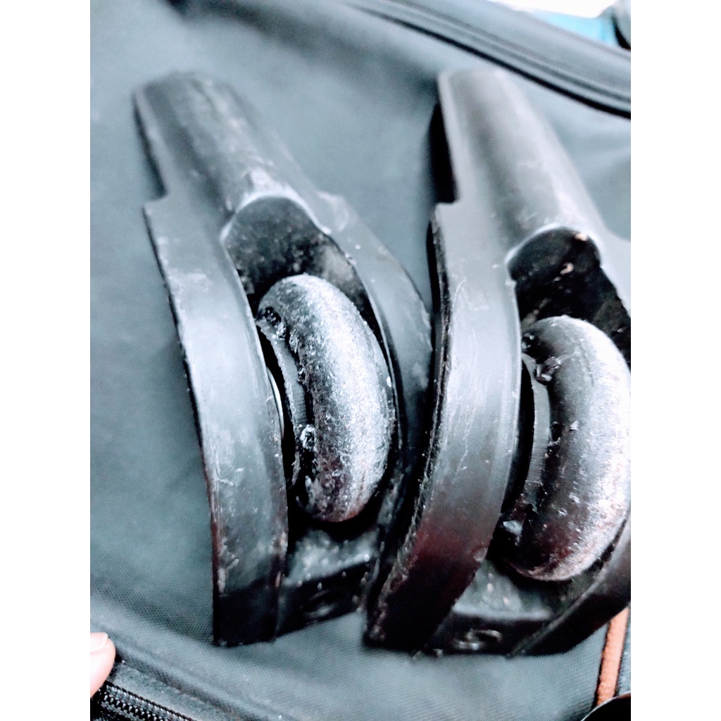 Cặp bánh xe đường kính 70mm vòng bi chất liệu TPU siêu bền dùng để thay thế cho các loại vali vải 2 bánh