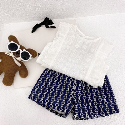 Set Áo Sát Nách Phối Ren + Quần Short In Hoa Cho Bé Gái