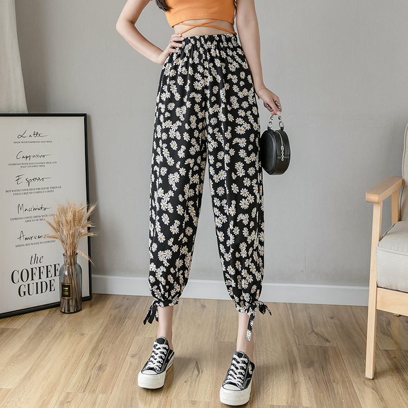 Bộ Jumpsuit Ống Rộng Họa Tiết Hoa Cúc 100 Độ