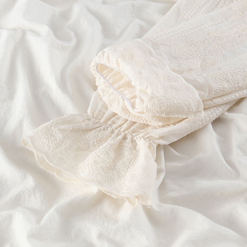 NUZIRO  Áo kiểu  tay dài cổ tròn phối ren thêu hoa dáng rộng thoải mái