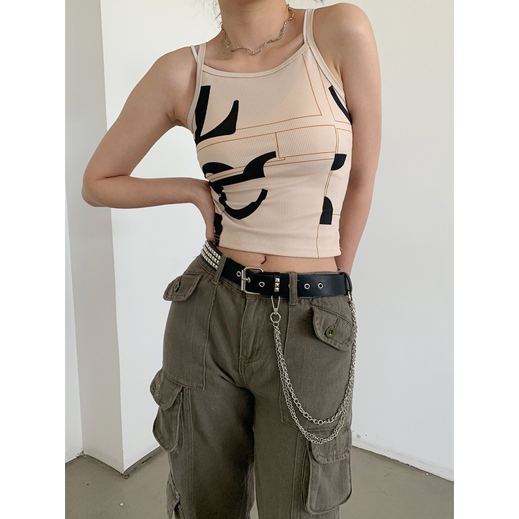 Thắt lưng khóa vuông đính đinh tán phong cách thời trang