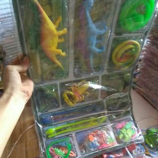 thưởng khủng long (120 phiếu rút 1 bảng)