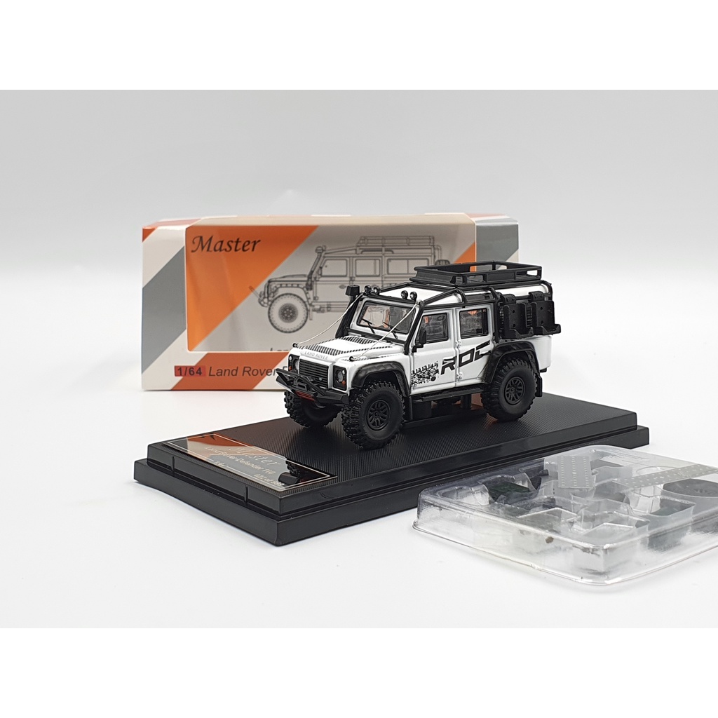 Xe Mô Hình Land Rover Defender 110 Tỉ lệ 1:64 Hãng sản xuất Master ( Trắng )