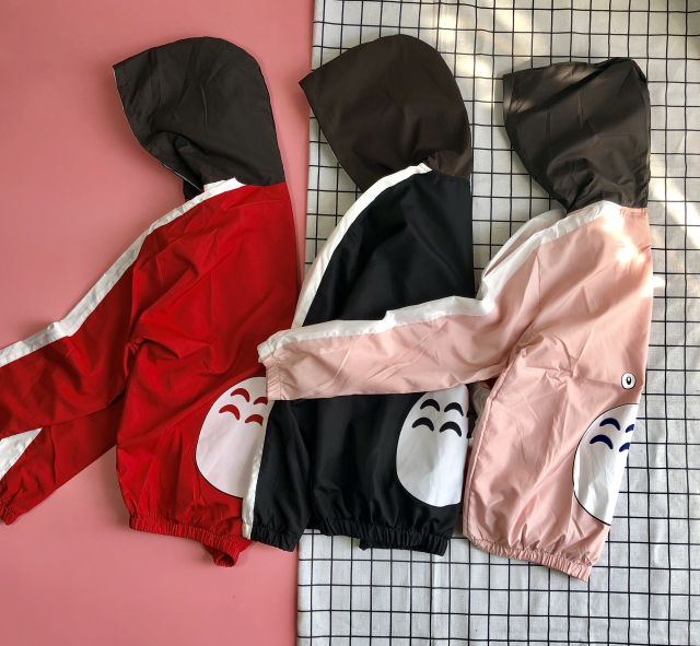 [Giá siêu rẻ] Áo khoác dù in totoro cute, HÃY THAM KHẢO HÌNH THẬT TRẢI SÀN | BigBuy360 - bigbuy360.vn