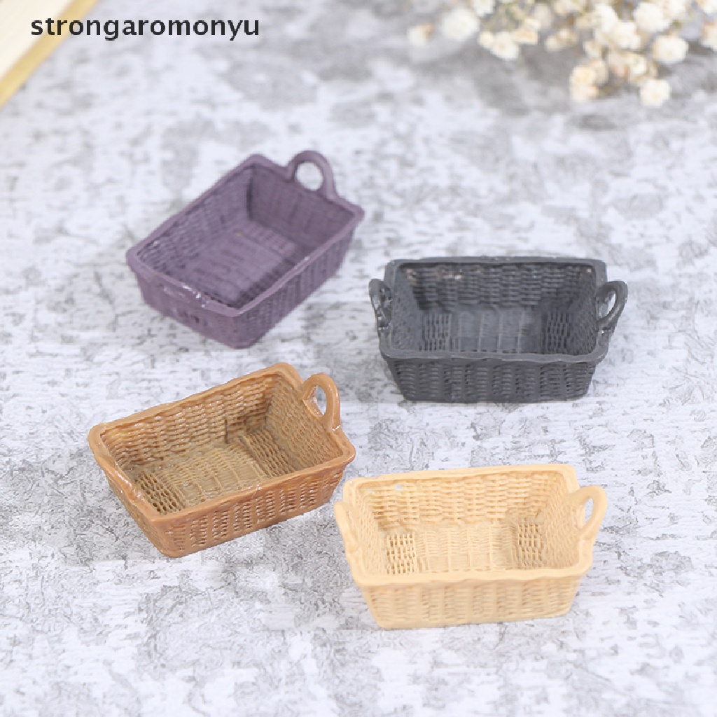 Mô hình giỏ đựng đồ mini bằng resin cỡ 1/ 12 trang trí nhà búp bê