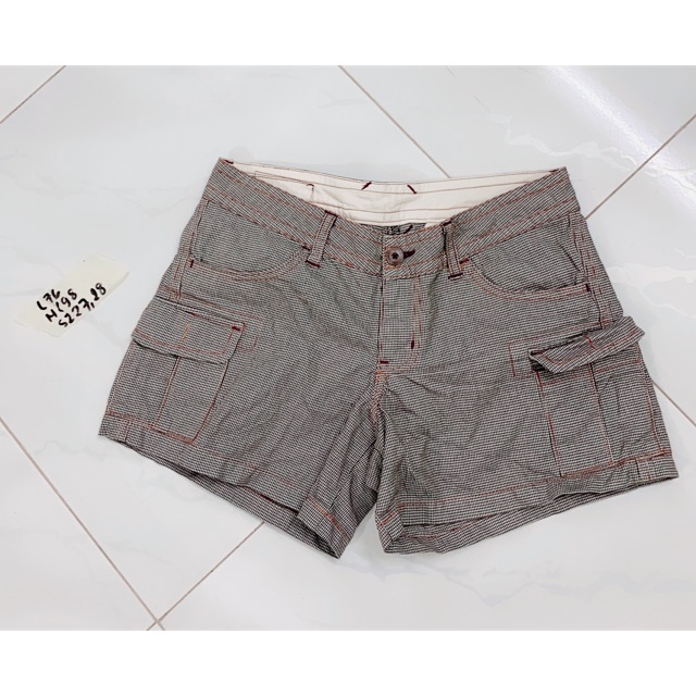quần short túi hợp bụi bặm cá tính size 27,28.TA37