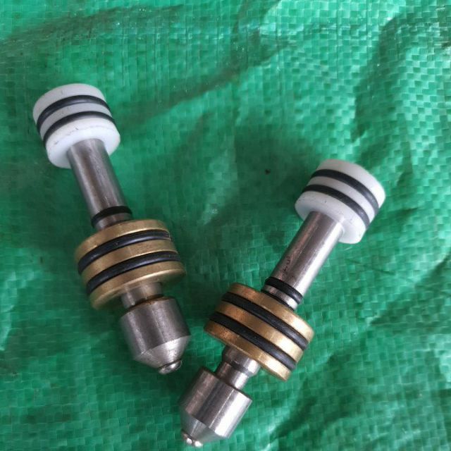 Bộ điều chỉnh áp lực máy xịt rửa xe / loại tự động