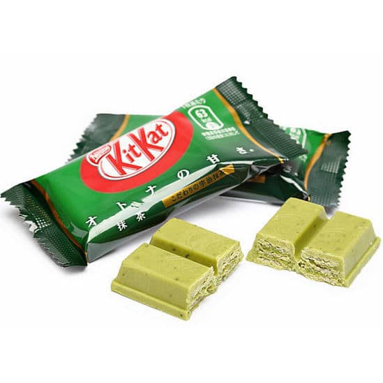 Bánh xốp phủ socola Kitkat Trà xanh gói 136g (8 thanh x 17g)