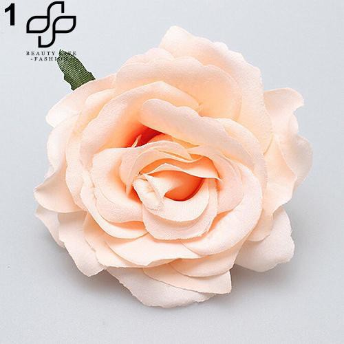 Kẹp tóc hoa cho cô dâu