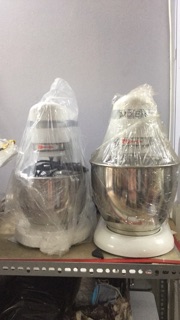 Máy trộn bột đánh trứng làm bánh 7Lit