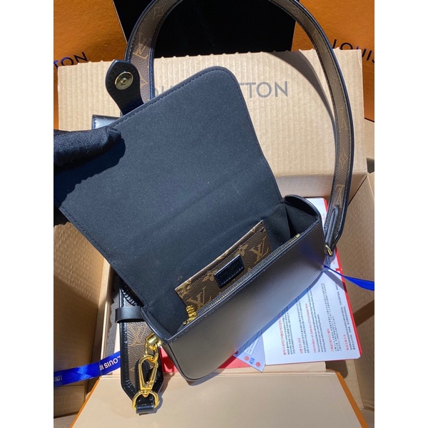 Túi đeo chéo nữ Louis Vuitton LV Officier da thật cao cấp