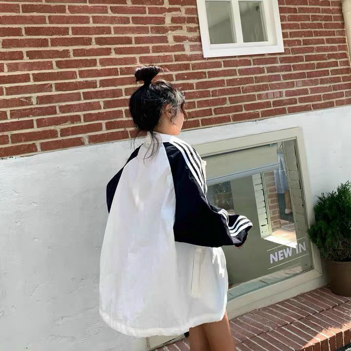 Áo Khoác Nữ 2 Lớp Cổ Trụ Chất Dù Hai Lớp 3 Sọc Tay Form Rộng Che Nắng Tốt Mặc Thoải Mái [NEW UNISEX]