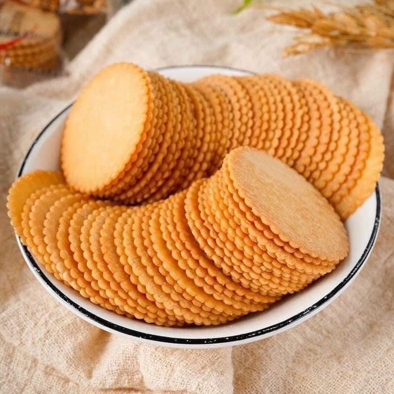 Bánh quy mặn đồng tiề n thùng 1 ký