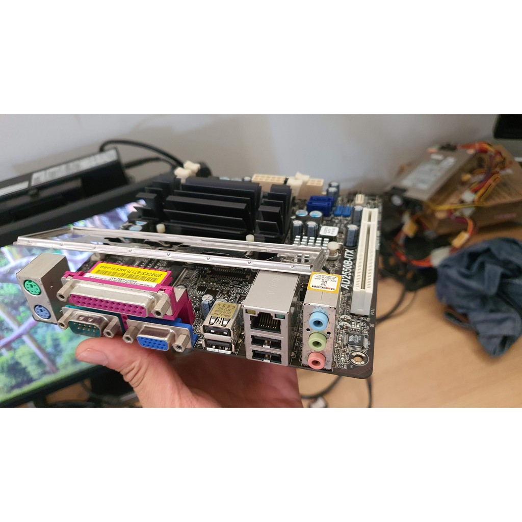 [Mã ELSEP10K giảm 10k]MAIN ASROCK AD2550B-ITX, D-SUB, ATOM, Audio 5.1. Mini siêu bền tiết kiệm điện | BigBuy360 - bigbuy360.vn