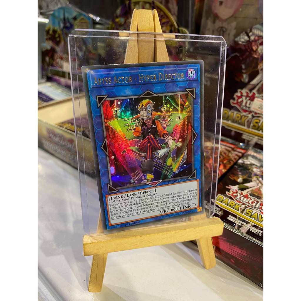 Lá bài thẻ bài Yugioh Abyss Actor Hyper Director - Ultra Rare - Tặng bọc bài nhựa bảo quản