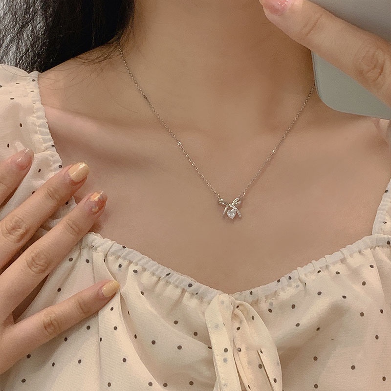 Vòng cổ Mặt Trái Tim Đính Đá Pha Lê Thời Trang Cho Nữ