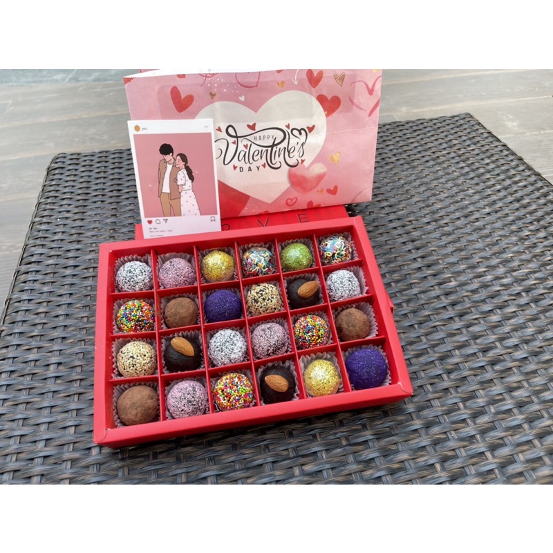 Hộp SOCOLA làm quà tặng Valentine sô cô la chocolate