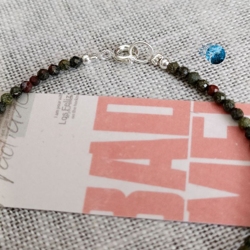 Vòng tay đá dragon blood jasper cắt giác 1.5mm