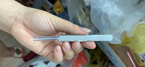 Nhíp Gắp Mụn Hàn Quốc Thần Thánh