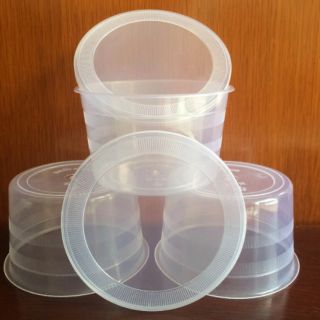 Thố trong đựng thức ăn (100c)