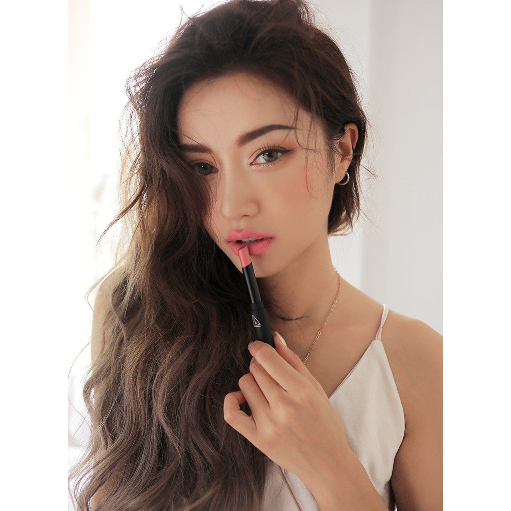 SON THỎI DẠNG BÚT CHÌ 3CE SLIM VELVET LIP COLOR