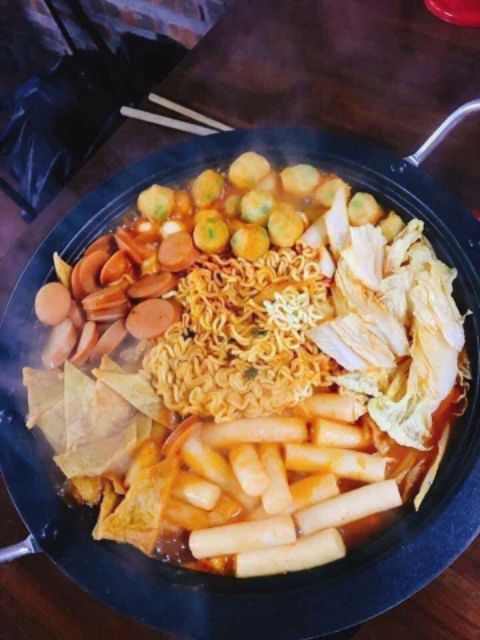 Lẩu ToKBoKKi | BigBuy360 - bigbuy360.vn